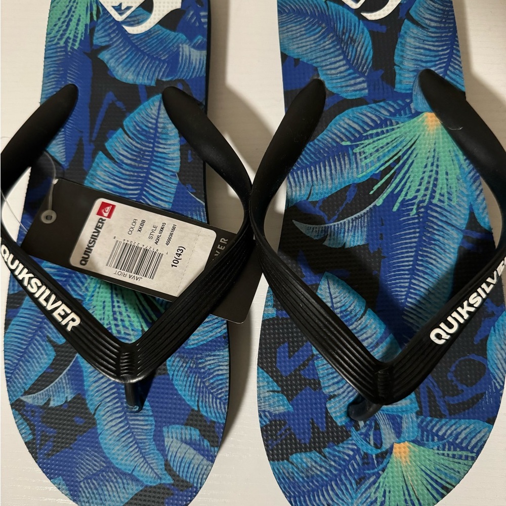 Quicksilver Flip flops.  Men’s size 10, NWT - Picture 2 of 4